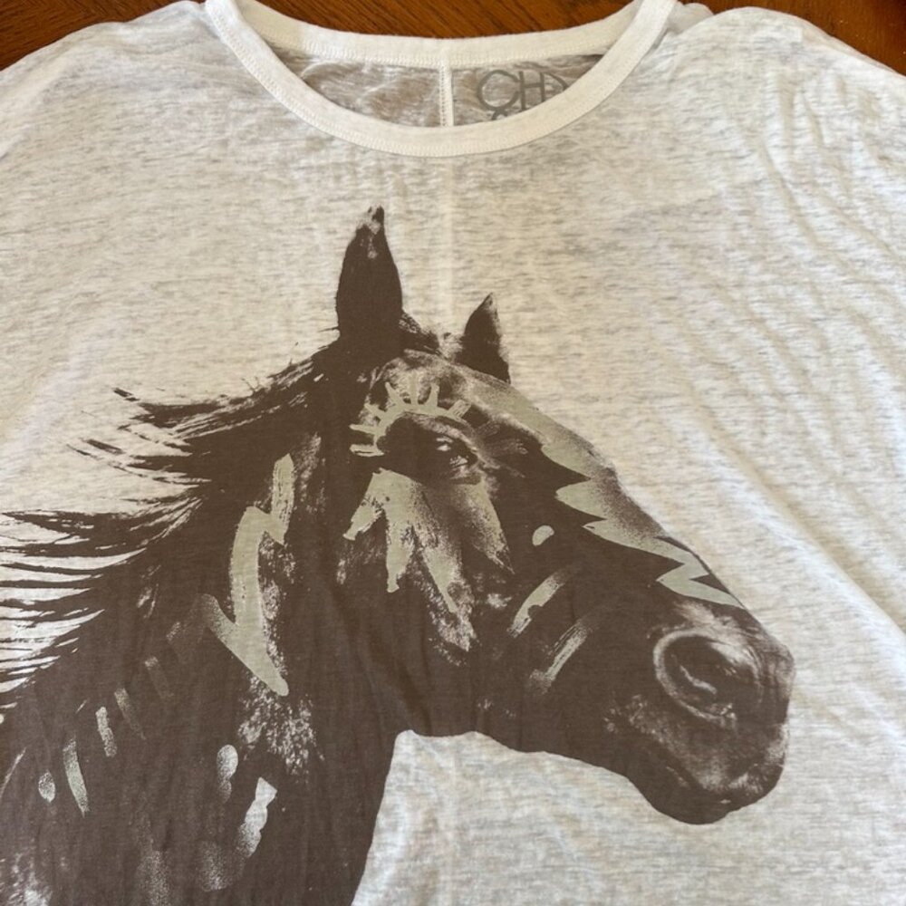 Chaser White Heather Tee with Black Horse Graphic